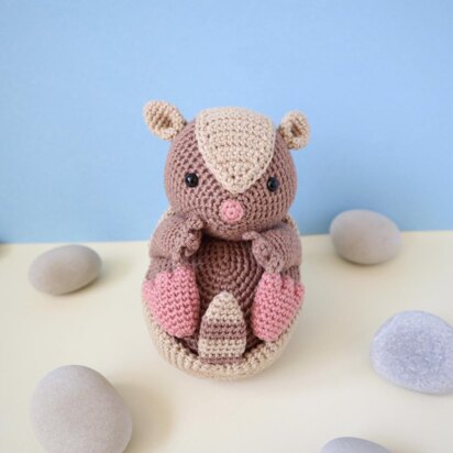 Arlo the Armadillo Amigurumi