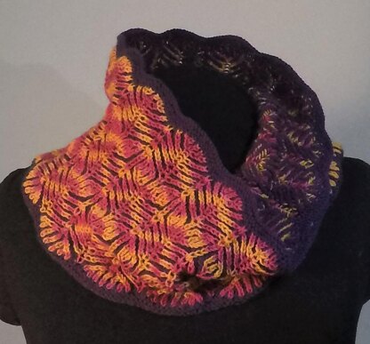 Abutilon Brioche Stitch Cowl