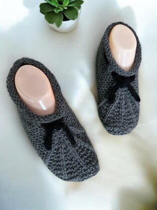 Stay Put Tie Up Slippers