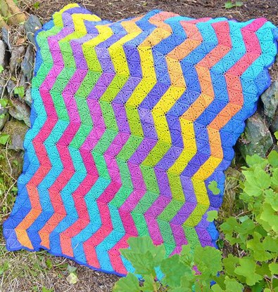 Zigzag Crochet Blanket