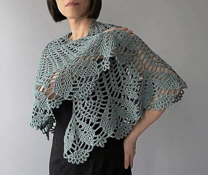 Monica - floral lace shawl