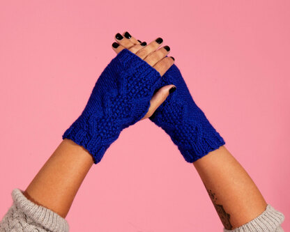 "Snowfall Wristwarmers" - Gloves Knitting Pattern For Women in Paintbox Yarns Simply Aran - Aran-Acc-003