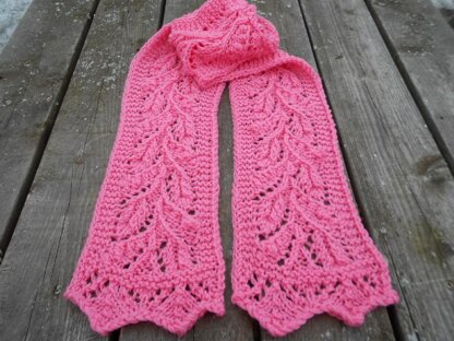 Leaf and Bud Lace Scarf