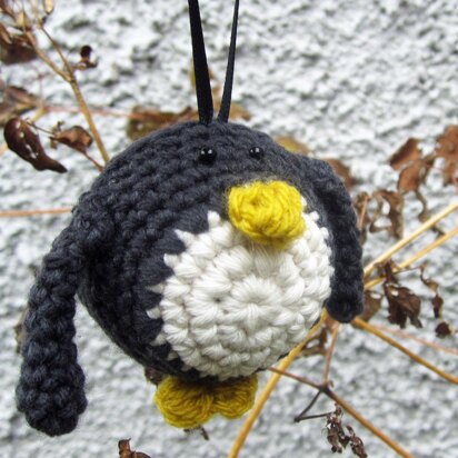 P-P-P Pippa Penguin Bauble