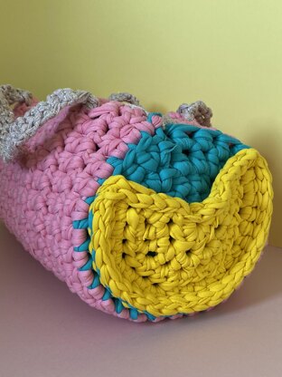 Duffle Days Crochet pattern by Sam Hermes