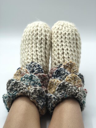 Crochet slipper boots