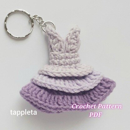 Lilac cupcake dress keychain crochet pattern, Speak now dress pattern, Purple mini dress crochet favor, Swiftmas ornament, Eras tour Taylor dress charm