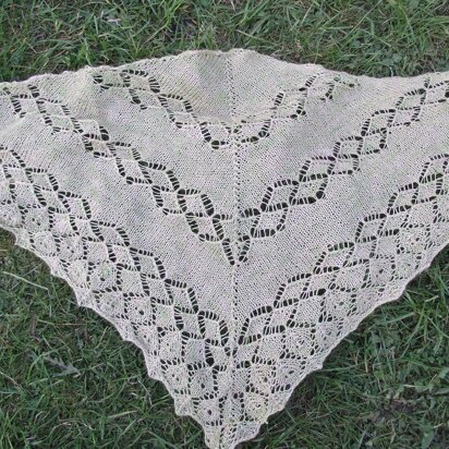 Lacuna Shawl - knitting pattern