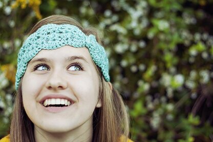 Scallops and lace turban headband