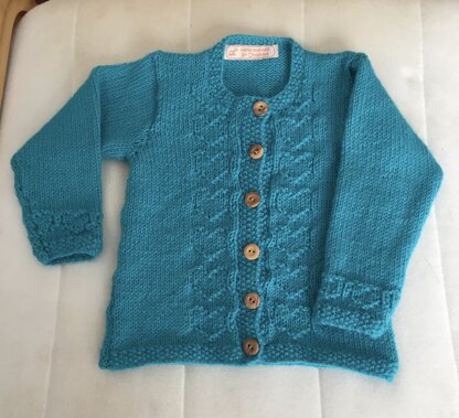 Girl’s cardigan