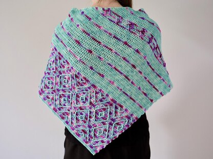 Inscribed Diamonds Shawl