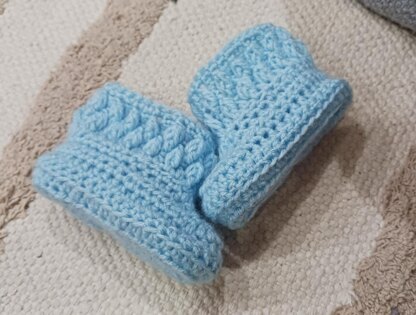 Essence Baby Booties