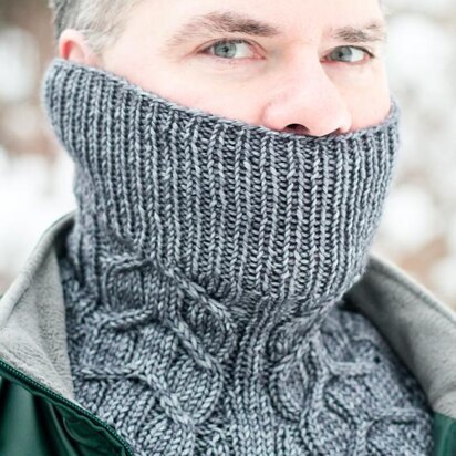 Valanar Cowl