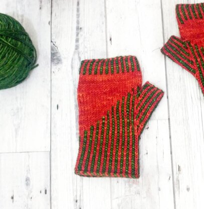 All Angles Fingerless Mittens