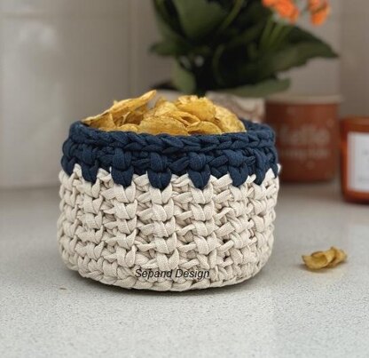 Recycled (t-shirt) yarn basket container-108