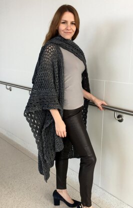 Crochet Wrap Pattern: Really Racy Ruana