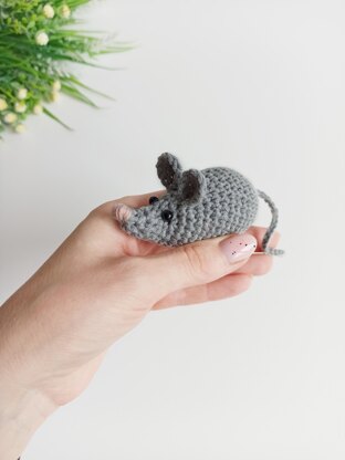 Little mouse toy