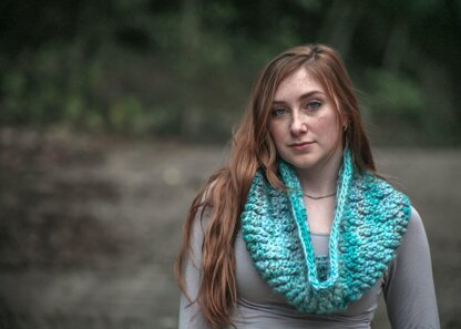 Ice Drop Cowl