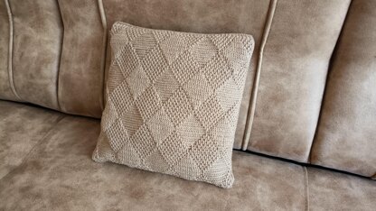 Crossways pillow