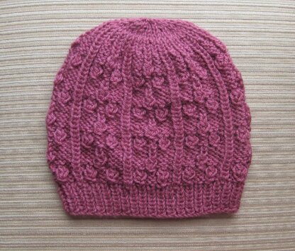 Hat in Cherries Stitch for a Lady