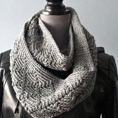 Diamonds Cowl & Infinity Scarf