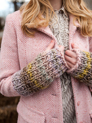 Emmett Gloves in Berroco Brio Super Chunky - 128