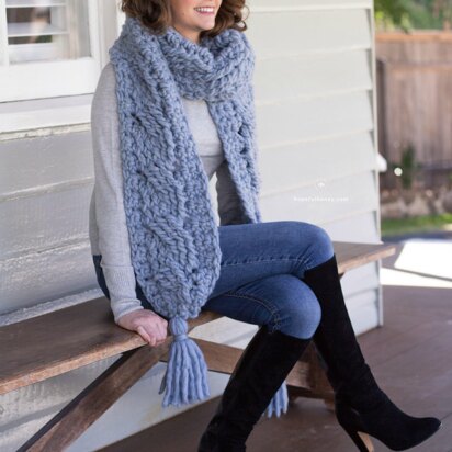 Eylenda Cable Scarf