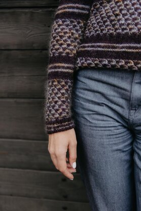 Thuraya Sweater