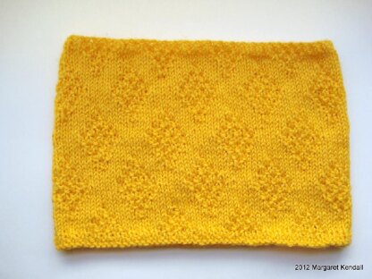 Scattered Diamonds Mawer Cowl