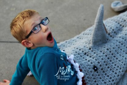 Bulky & Quick Shark Blanket