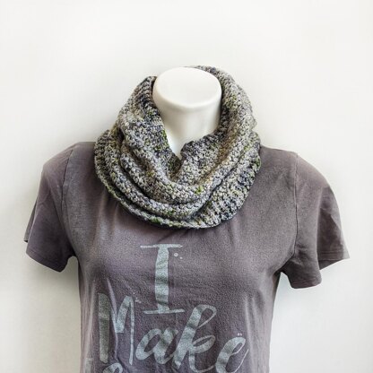 One Skein Wonder Cowl LITE