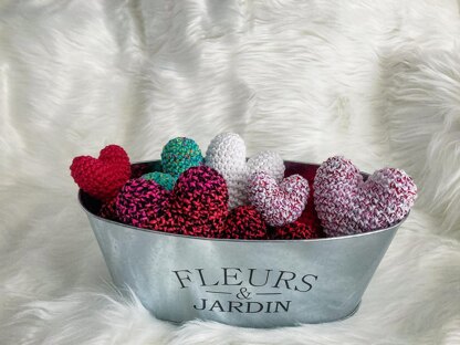 Amigurumi Heart Decor