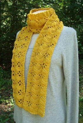 Fluttering Fans Scarf - PA-324