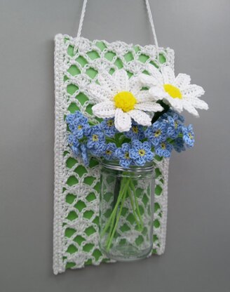 Daisy & forget-me-not hanging decoration