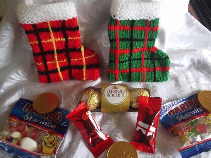 DK knitting pattern Plaid Tartan Christmas stockings chocolate gift home decoration