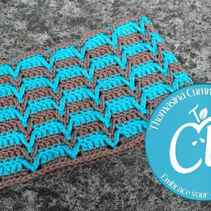 Crescent Moon Cowl (dropped chevron)