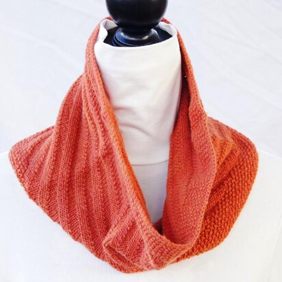 Whirlygig Cowl