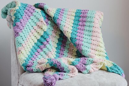 Spring Caron Big Cake Blanket