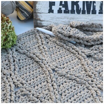 Bulky & Quick Cabled Blanket