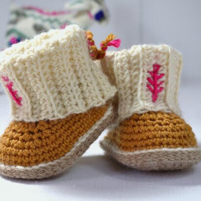 Mini Ugg Style Booties