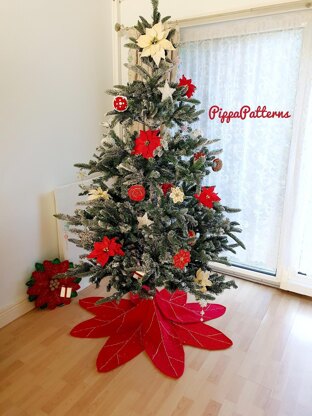 Poinsettia Christmas Tree Skirt