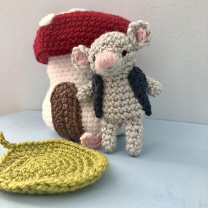 Mouse with a Mushroom House Crochet Pattern
