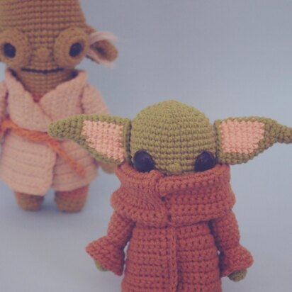 Star Wars Master Yoda and Green Baby Alien