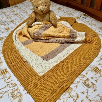 Bears and Bows Baby Blanket (Afghan) in Cotton Aran