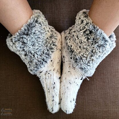 Shweta Tunisian Slipper Boots