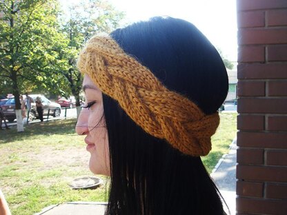 Bulky Braided Knit Headband