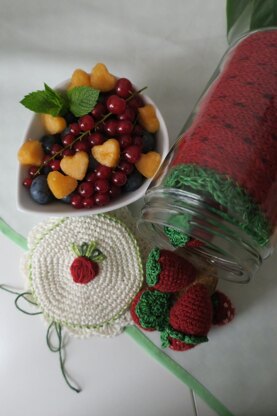 Sweet Strawberry Scarf