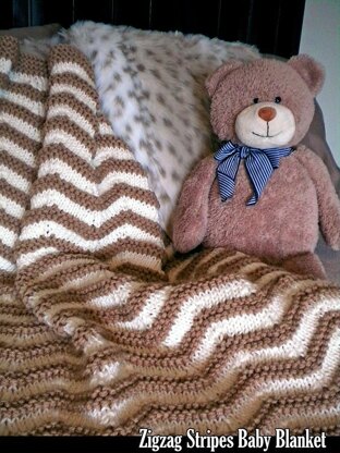 Zigzag Stripes Baby Blanket