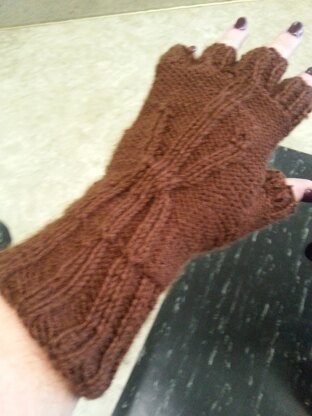 Short finger gloves revirsible