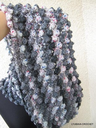 Infinity Gray Scarf With Flower Tutorial Pattern